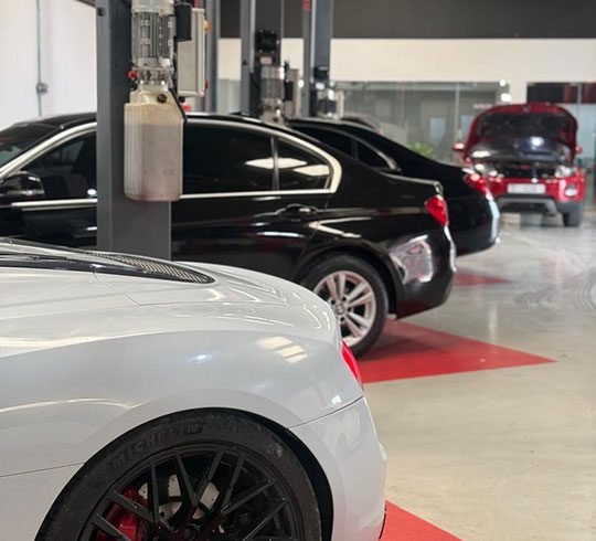 Dubai’s Go-To Car Garage for Quality Repairs