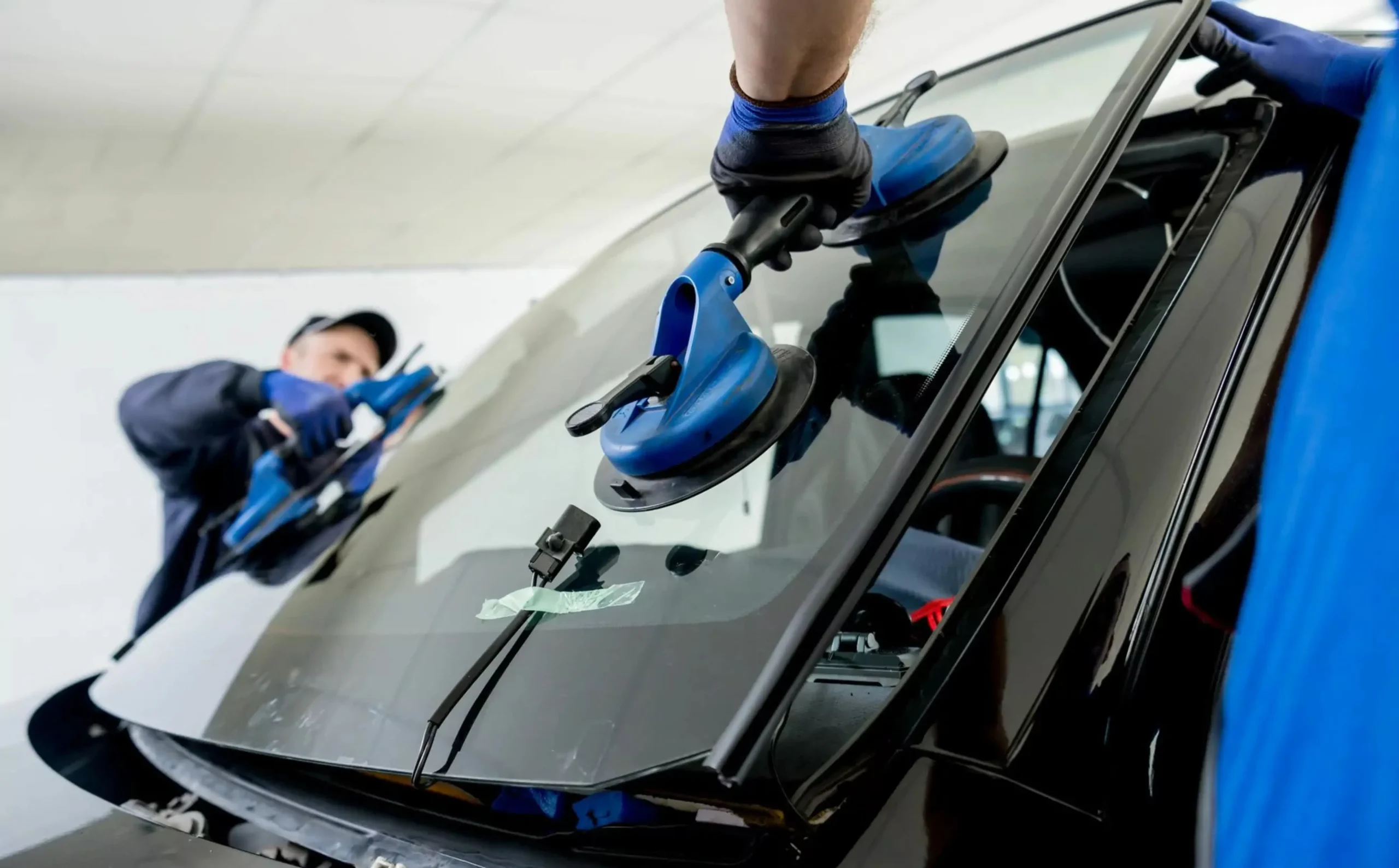 Car Windscreen Workshop Dubai